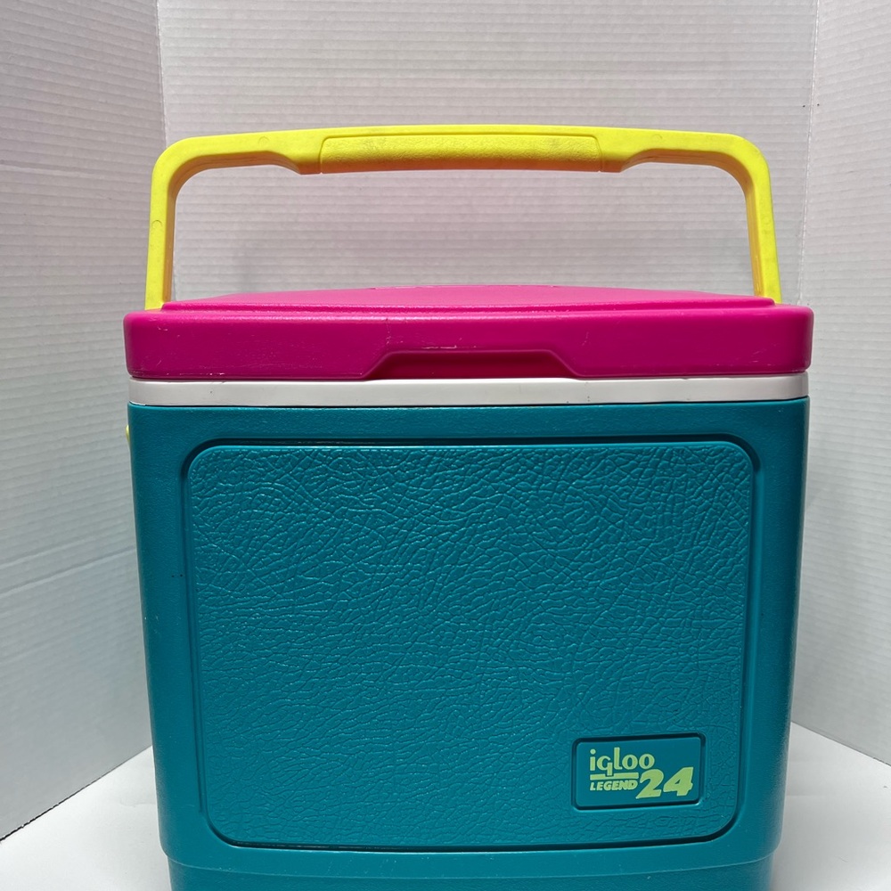 Vintage Igloo Legend 24 Retro 90's Day Glow Pink Teal Cooler